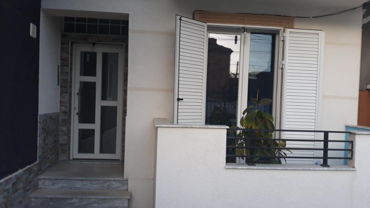 Odise'S Suite Korce Exteriér fotografie