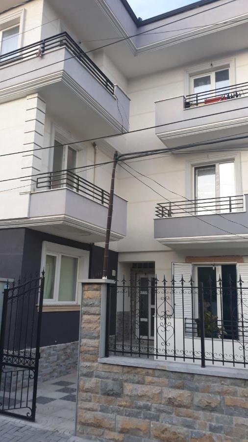 Odise'S Suite Korce Exteriér fotografie